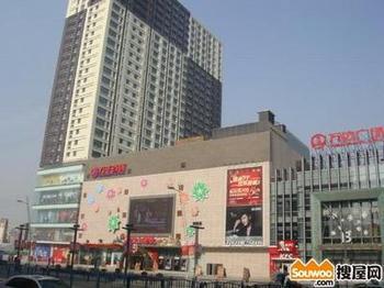 ����:�������㳡λ�ã��Ϻ�����ǳ��۸񣺲�����ɫ�������С����������֡��Ļ�Ϊһ��ĳ����ۺ��Թ㳡��