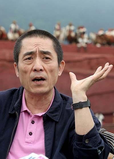 张艺谋间接回应超生事件