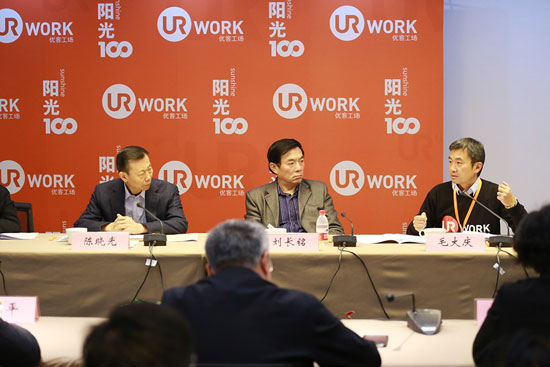 全国政协副主席、民盟中央常务副主席陈晓光一