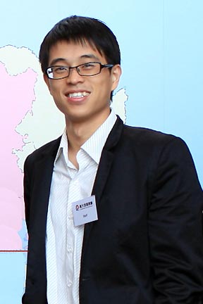 恒大总裁助理柯鹏荣膺2009年度营销人物