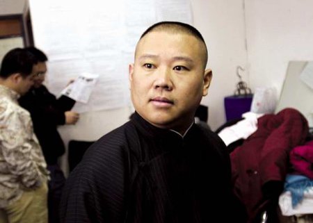 郭德纲圈地建豪宅徒弟暴打记者 伤者要其道歉